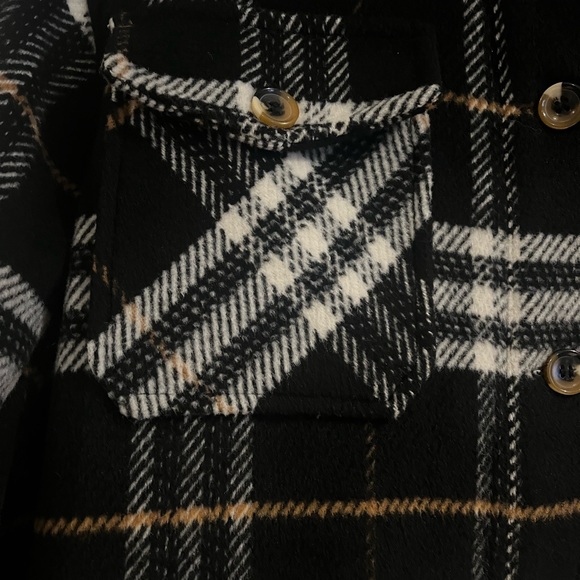 Women’s Shacket from Suzy Shier - Picture 5 of 7